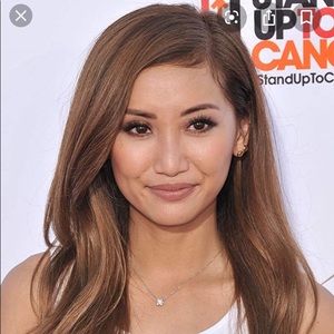 Meet your Posher, Janet